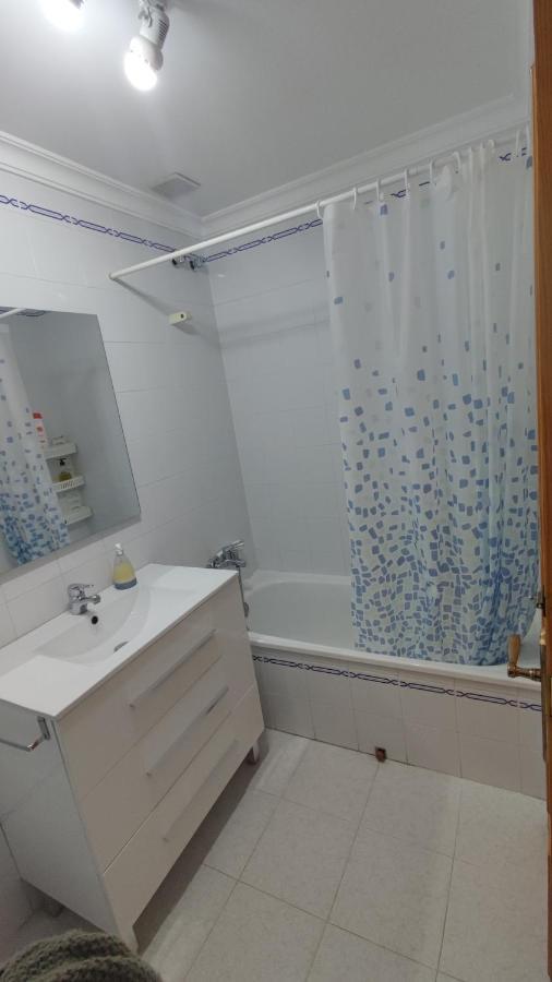 Apartamento En El Centro De Conil, Todo A Un Paso Conil De La Frontera Exterior foto